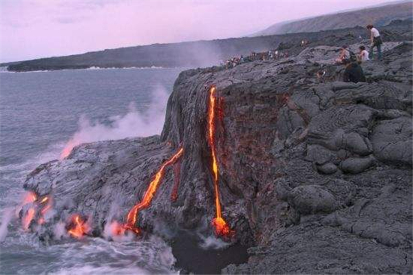 世界上最大的火山爆发 黄石公园超级火山威力极大